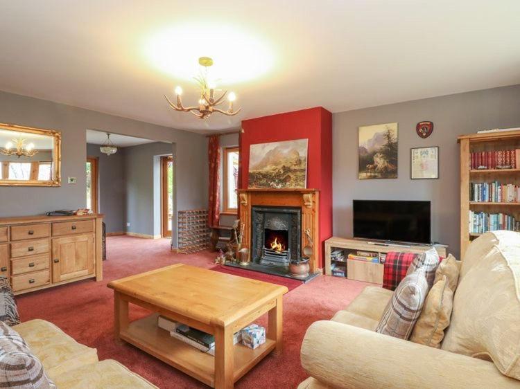 Tarmachan Cottage - West Highland Getaway Φορτ Γουίλιαμ Εξωτερικό φωτογραφία